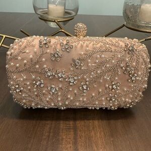 Embellished Floral Pearl Clutch